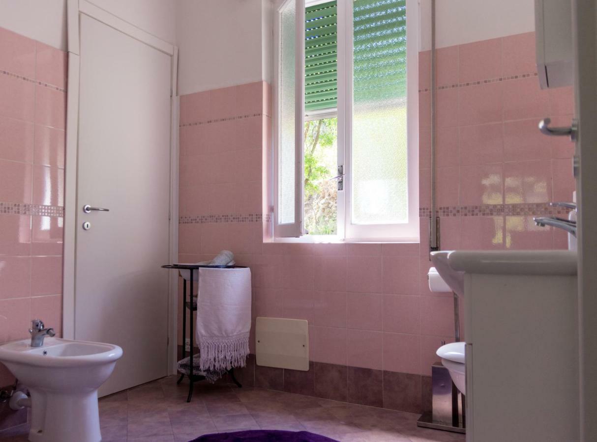 ドルチェアックアLa Casa Di Eldaアパートメント エクステリア 写真