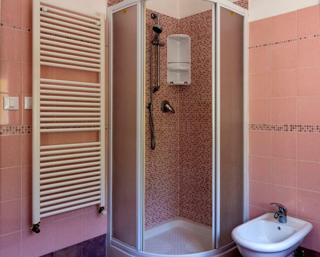 ドルチェアックアLa Casa Di Eldaアパートメント エクステリア 写真